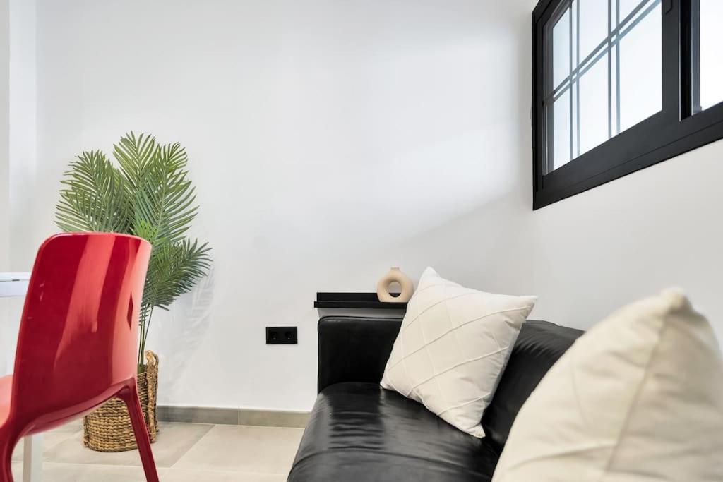 Moderno Estudio Con Wifi En - Vistamar 16 Estudio Marbella